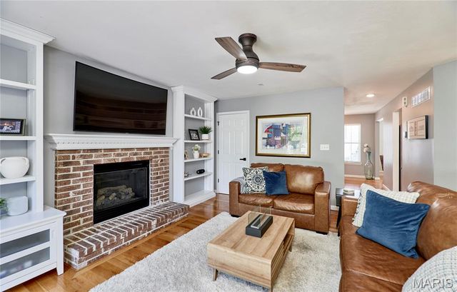 617 Grey Mountain Drive, O'fallon, MO 63368
