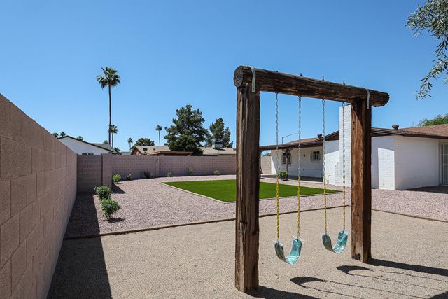 12009 N 34th Street, Phoenix, AZ 85028