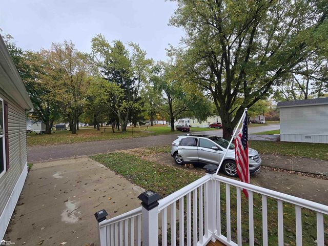 4101 S Sheridan Road, Lennon, MI 48449