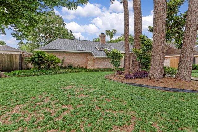 25510 Old Carriage Lane, Spring, TX 77373