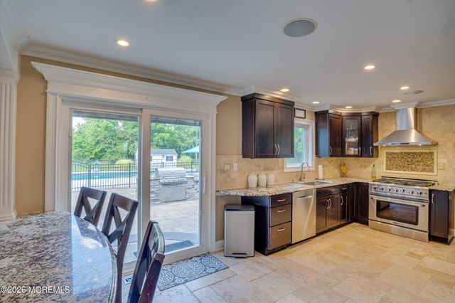 13 Patterson Drive, Freehold, NJ 07728