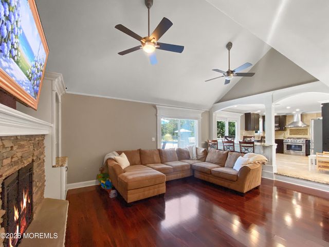 13 Patterson Drive, Freehold, NJ 07728