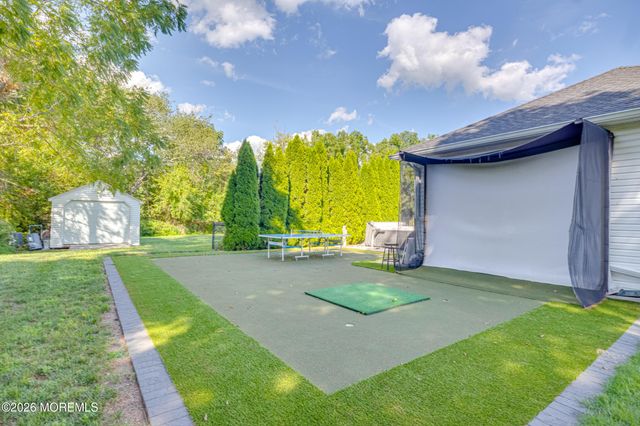 13 Patterson Drive, Freehold, NJ 07728
