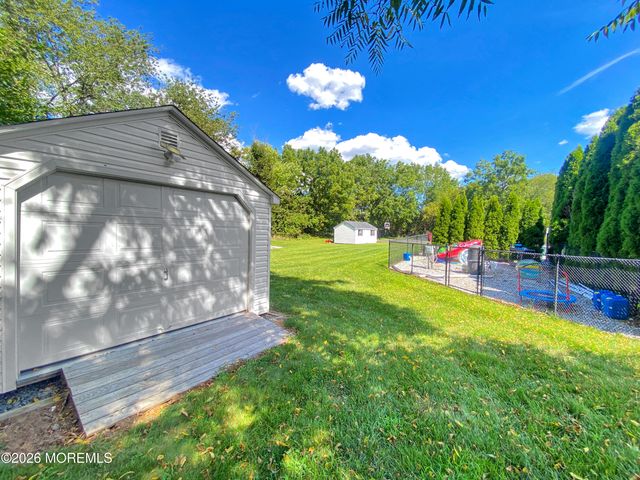 13 Patterson Drive, Freehold, NJ 07728