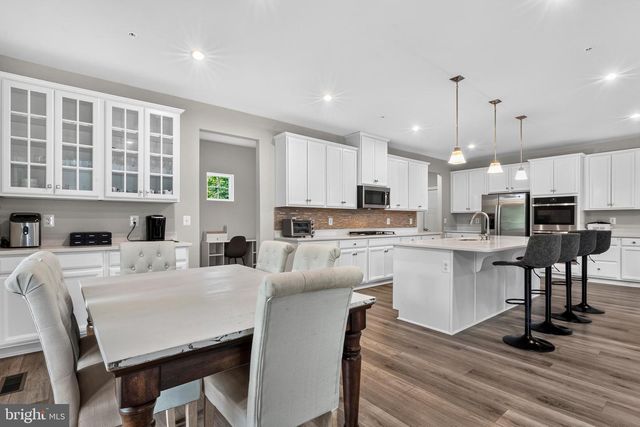 16467 CATHERINE WOODS CT, Hughesville, MD 20637