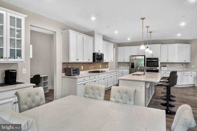 16467 CATHERINE WOODS CT, Hughesville, MD 20637
