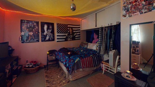 55 Canton, Fitchburg, MA 01420