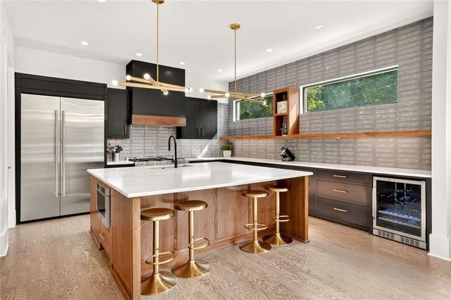 1192 Bernadette Lane NE, Atlanta, GA 30329