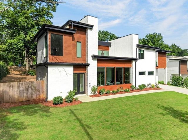 1192 Bernadette Lane NE, Atlanta, GA 30329