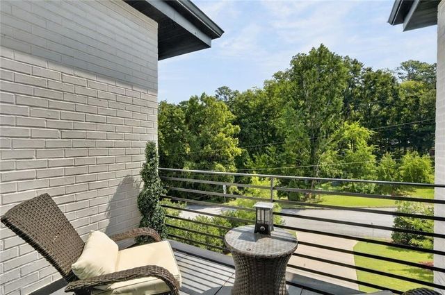 1192 Bernadette Lane NE, Atlanta, GA 30329