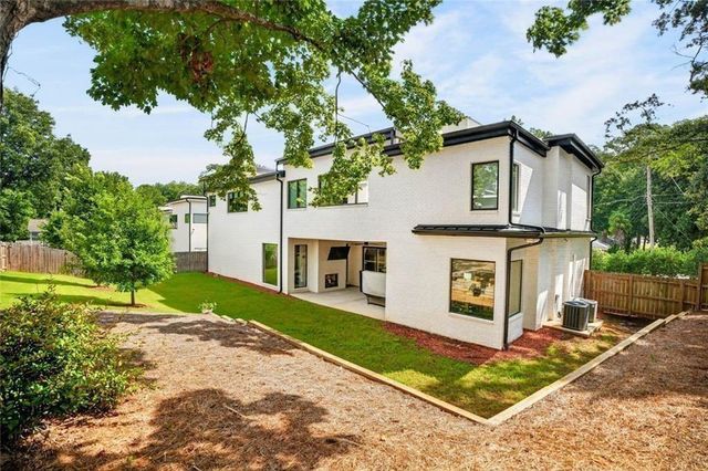 1192 Bernadette Lane NE, Atlanta, GA 30329