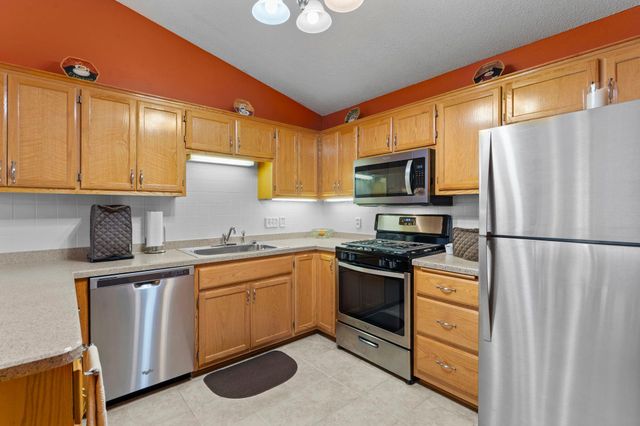 1070 Pine Street, Farmington, MN 55024