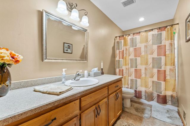 1070 Pine Street, Farmington, MN 55024