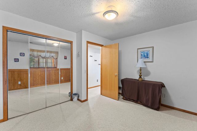 1070 Pine Street, Farmington, MN 55024