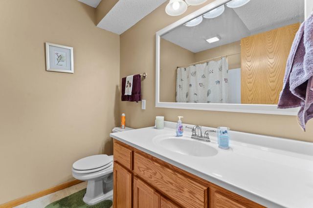 1070 Pine Street, Farmington, MN 55024