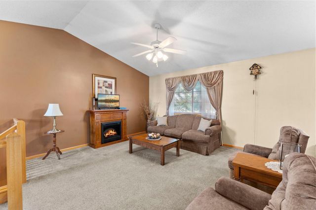 1070 Pine Street, Farmington, MN 55024