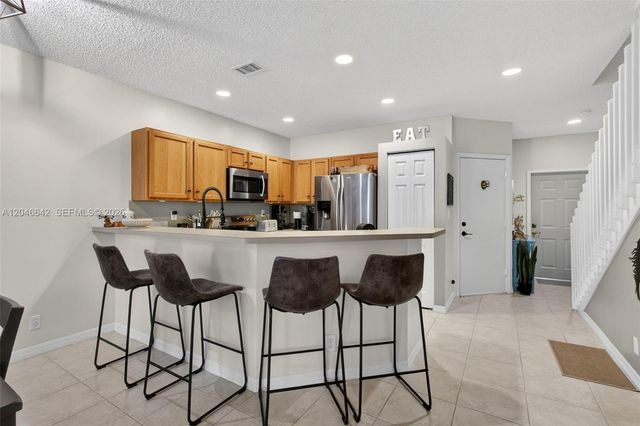 1503 New Castle Ter, Wellington, FL 33414