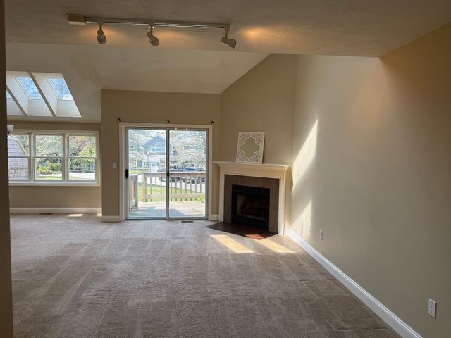 37 Harbor Hill Dr 37, Bourne, MA 02532