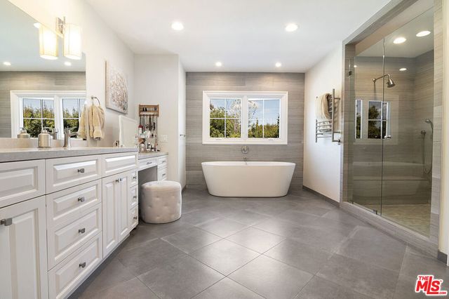 9145 Sawyer Street, Los Angeles, CA 90035