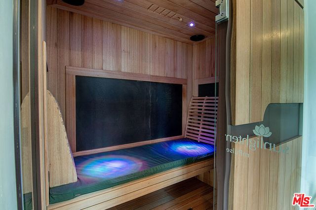 9145 Sawyer Street, Los Angeles, CA 90035