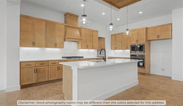 8810 Blanchard Street, Centerton, AR 72713