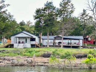 21937 Lake Road M 12, Cassville, MO 65625