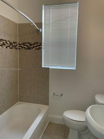 119 Menores Ave 5, Coral Gables, FL 33134