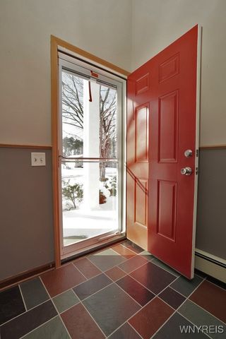 1053 Virginia Drive, Alden, NY 14004