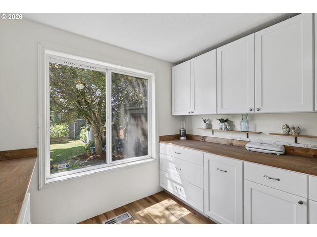 13119 Ne 83RD St, Vancouver, WA 98682