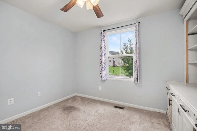3190 FOX RIDGE EAST DR, Dover, PA 17315