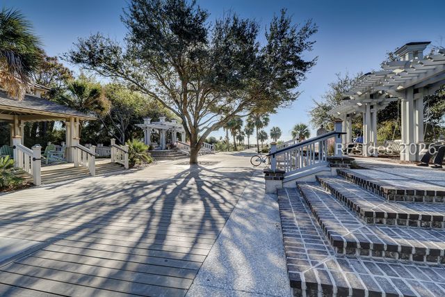 10 S Forest Beach Dr Apt 212, Hilton Head Island, SC 29928