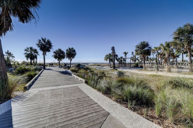 10 S Forest Beach Dr Apt 212, Hilton Head Island, SC 29928