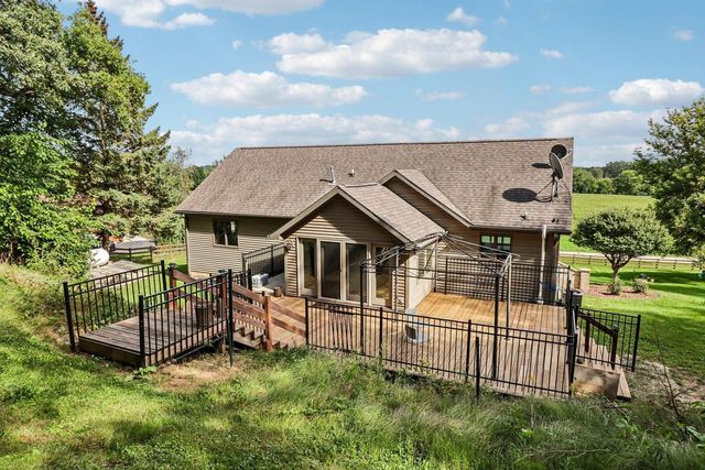 N6485 Kroghville Road, Waterloo, WI 53594