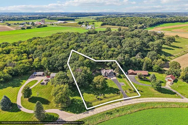 N6485 Kroghville Road, Waterloo, WI 53594