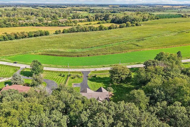 N6485 Kroghville Road, Waterloo, WI 53594