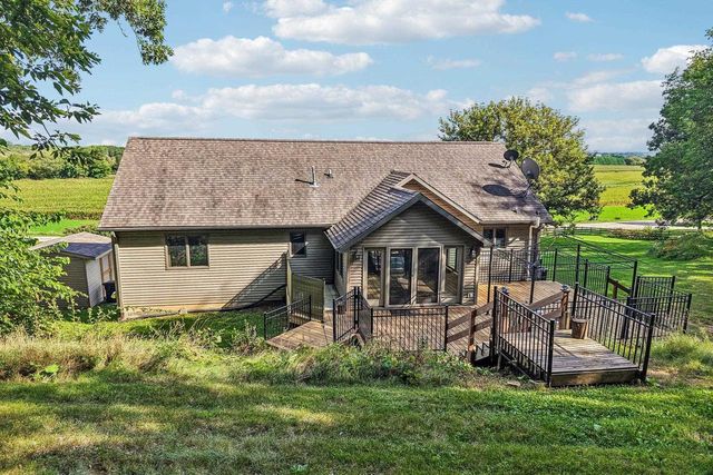N6485 Kroghville Road, Waterloo, WI 53594