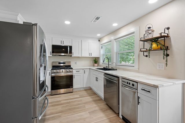 102 Oak Park, Winchester, TN 37398