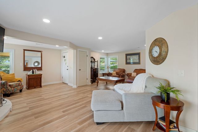 102 Oak Park, Winchester, TN 37398
