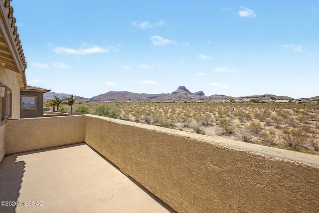 8273 N Amber Burst Drive, Tucson, AZ 85745