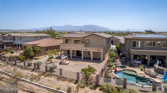 8273 N Amber Burst Drive, Tucson, AZ 85745