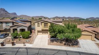 8273 N Amber Burst Drive, Tucson, AZ 85745
