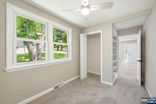 82 Fairview Drive, West Milford, NJ 07421