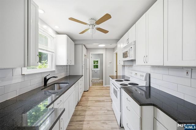 82 Fairview Drive, West Milford, NJ 07421