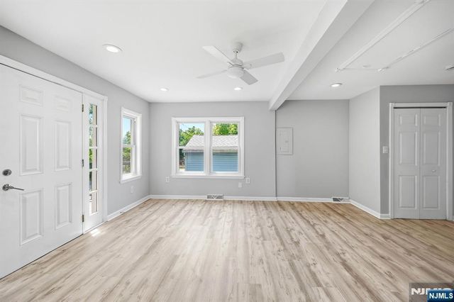 82 Fairview Drive, West Milford, NJ 07421