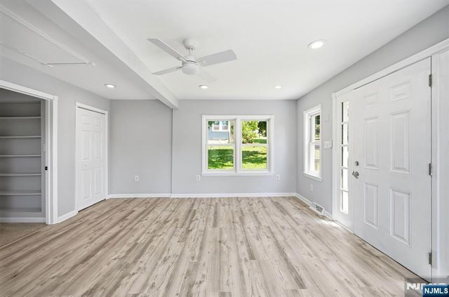 82 Fairview Drive, West Milford, NJ 07421