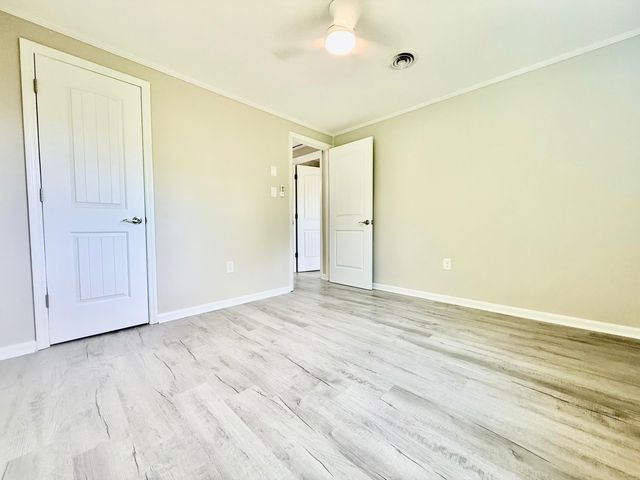 121 Irene DR, Vinton, VA 24179