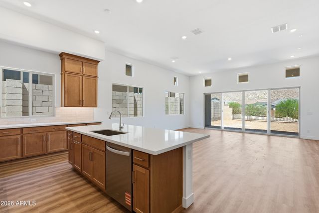21528 W MEADOWBROOK Avenue, Buckeye, AZ 85396