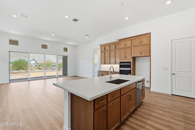 21528 W MEADOWBROOK Avenue, Buckeye, AZ 85396