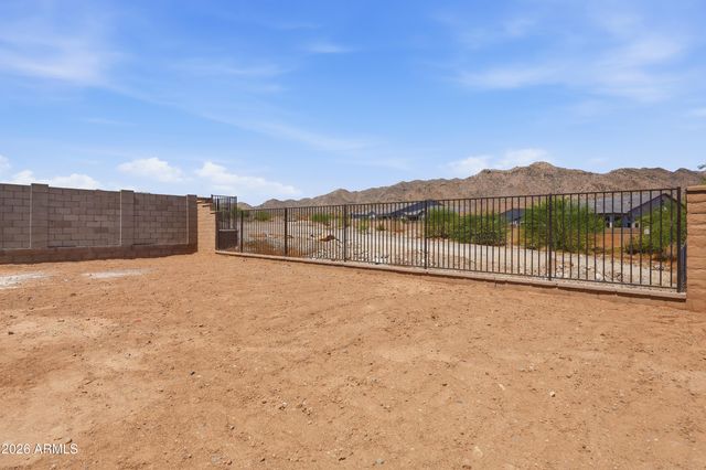 21528 W MEADOWBROOK Avenue, Buckeye, AZ 85396