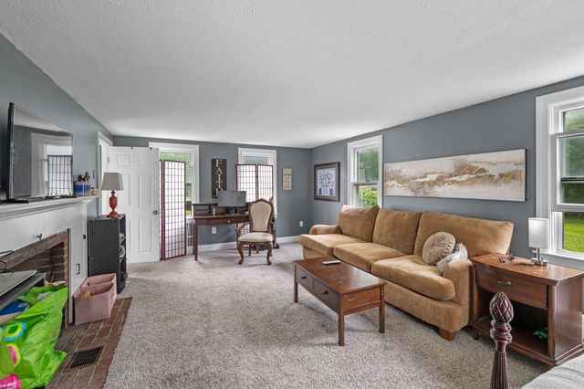 120 Durham Road, Dover, NH 03820